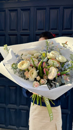 Load image into Gallery viewer, Mixed Bouquet

